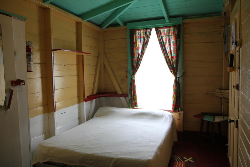 Finjam Cottage Port Antonio Pokój zdjęcie